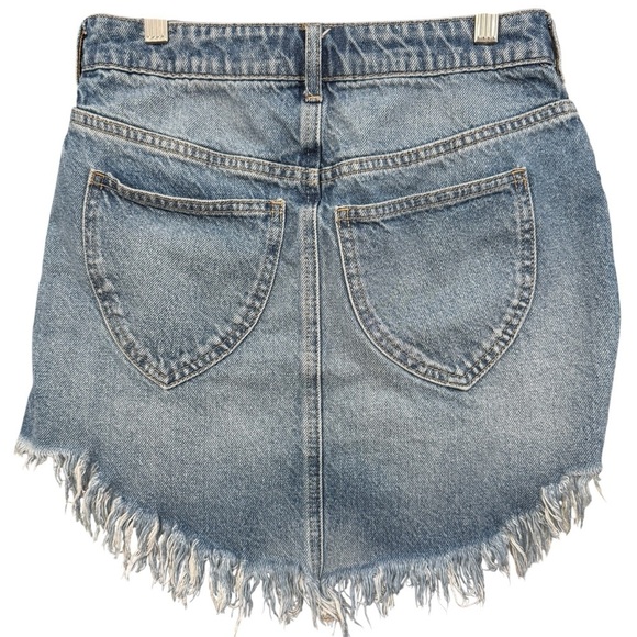 Free People We The Free Distressed Cutoff Denim Shorts Size 25 - Picture 2 of 6